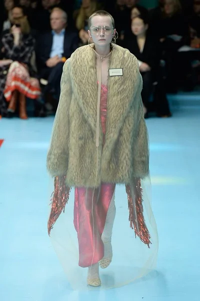 Look 23